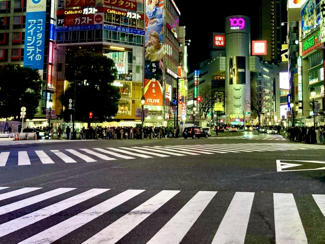 東京
